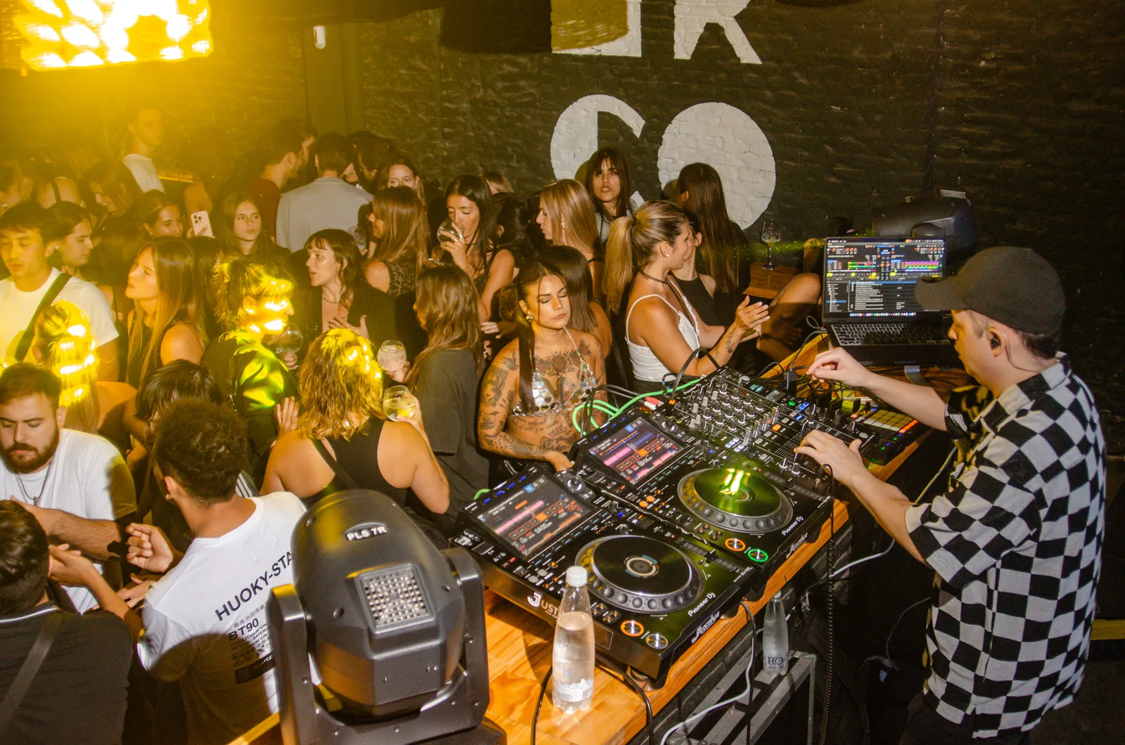 DJ en vivo en Arco